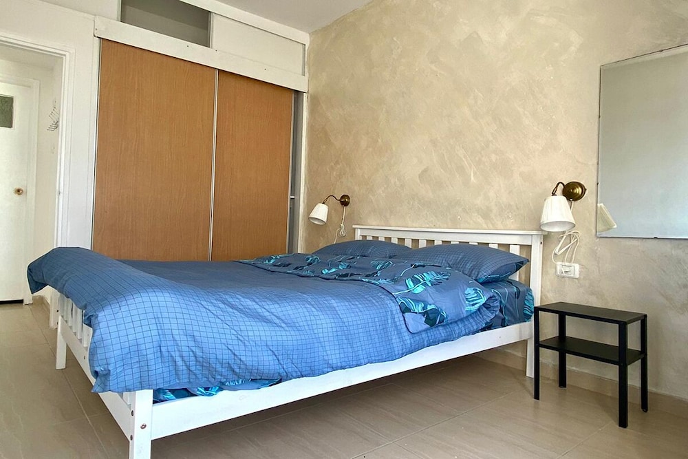 Outstanding Beach Complex W Pool view 3