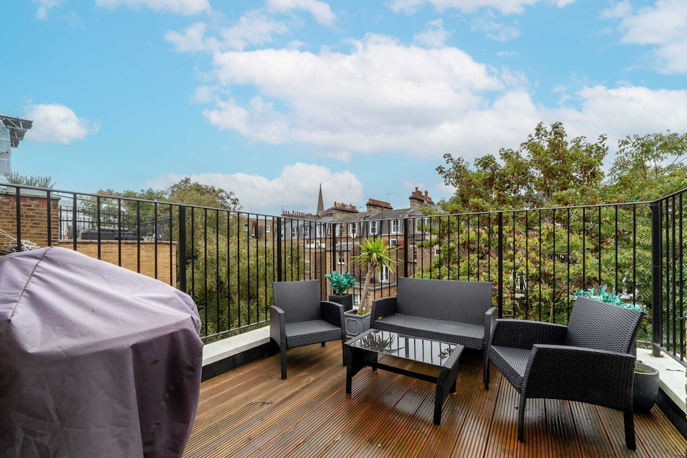 Luxury Chelsea Apartment