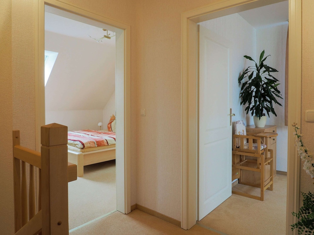 Modernes Apartment in Kuehlungsborn mit Garten view 5
