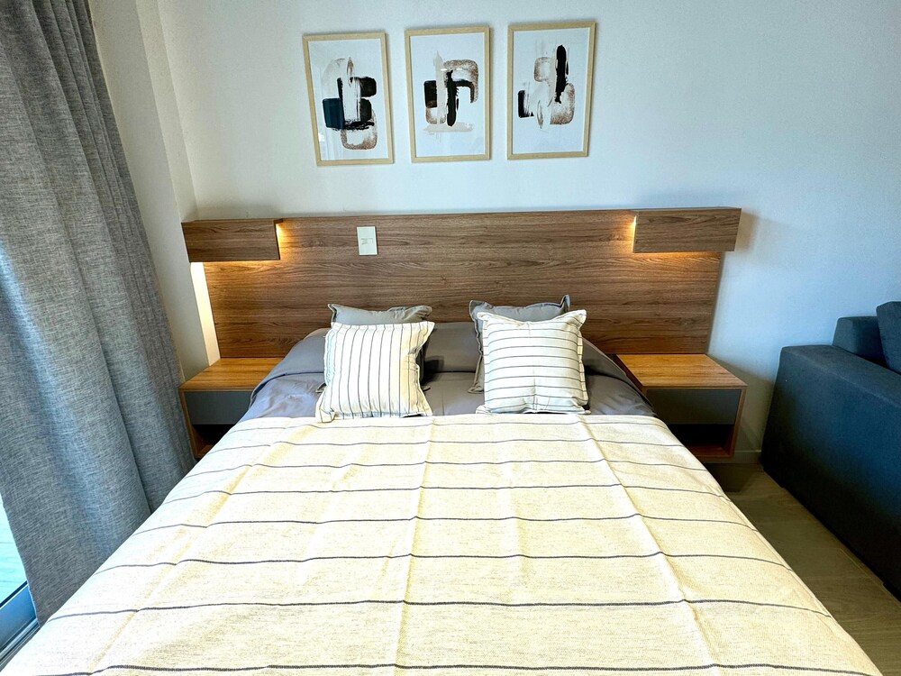 CloudBA Oro Soho Apartments