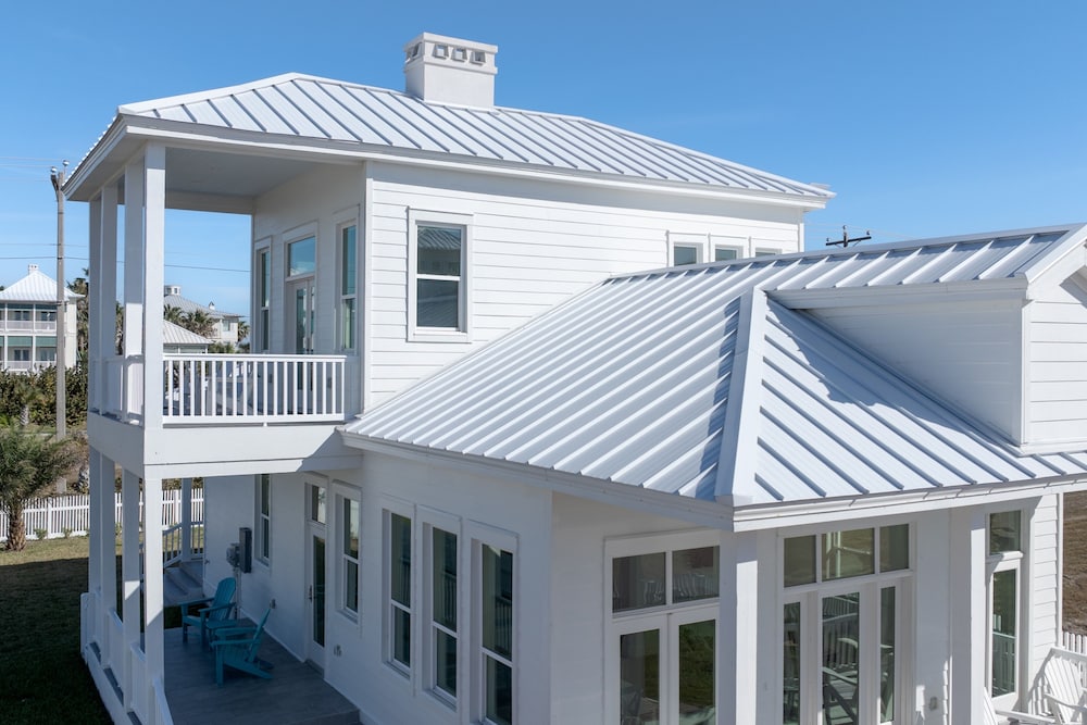 The Scarlett - Private Home At The Shores 3 Bedroom Home
