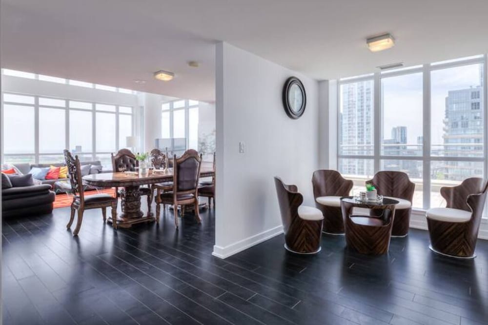 Waterfront Luxury Residences
