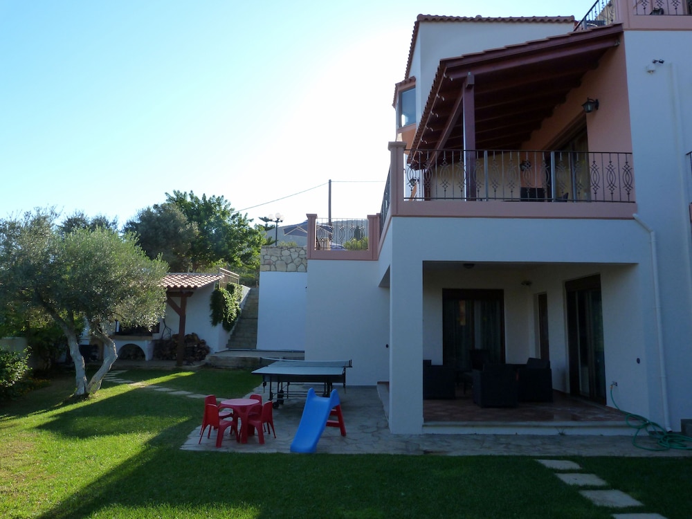 Photo 41