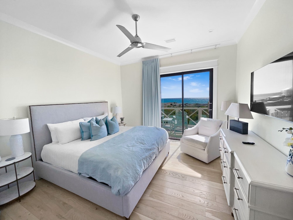Belle La Mer 7 Bedroom Home by RedAwning view 4