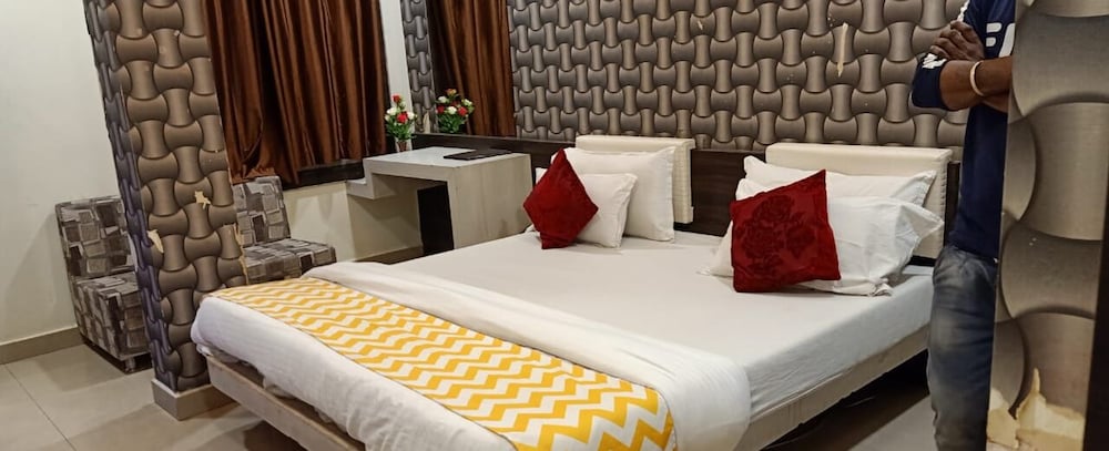 Hotel Maa Ganga Palace
