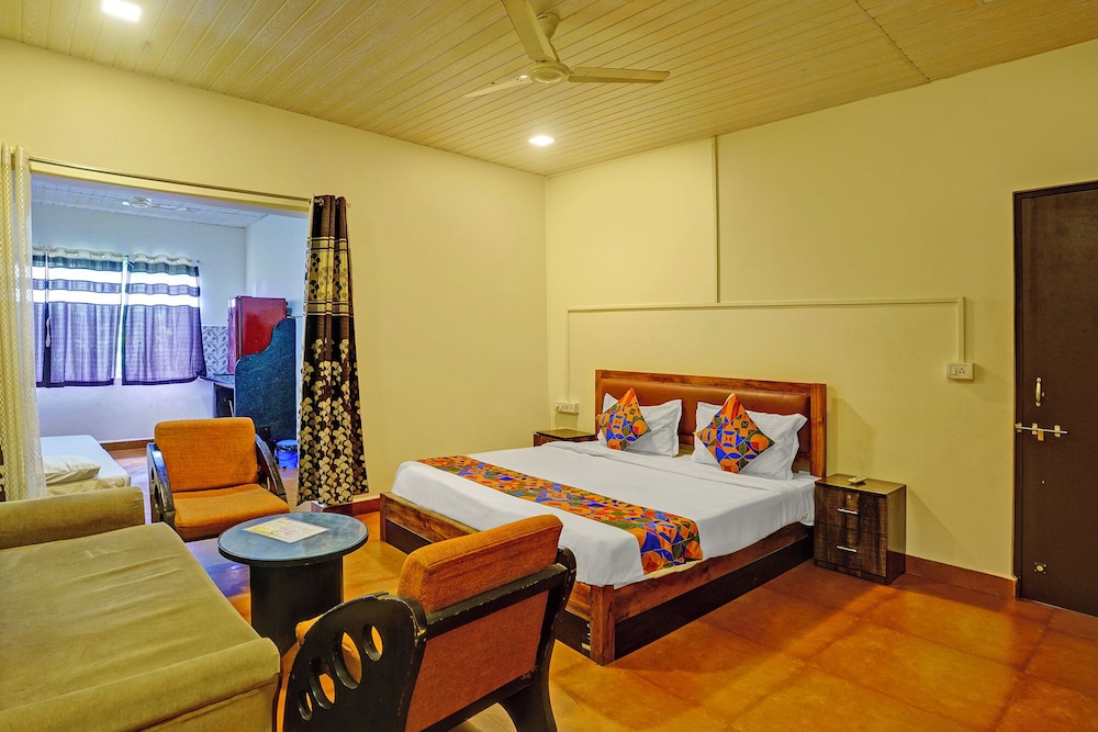 Fabhotel Baga Village Home