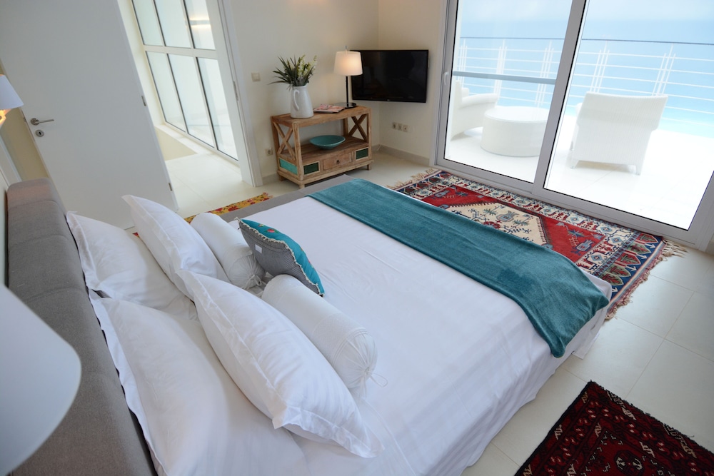 Okeanos Luxury Villas - Resort photo 2