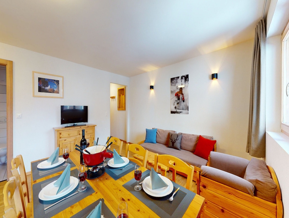 Amazing Apartment With Parking