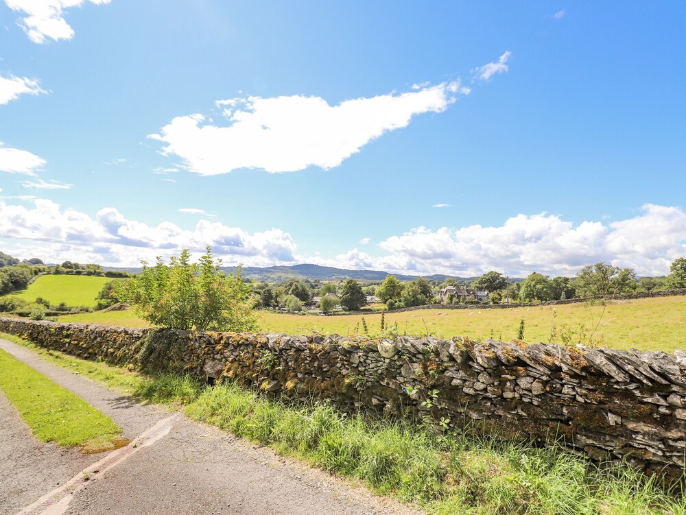 Low Cartmell Fold