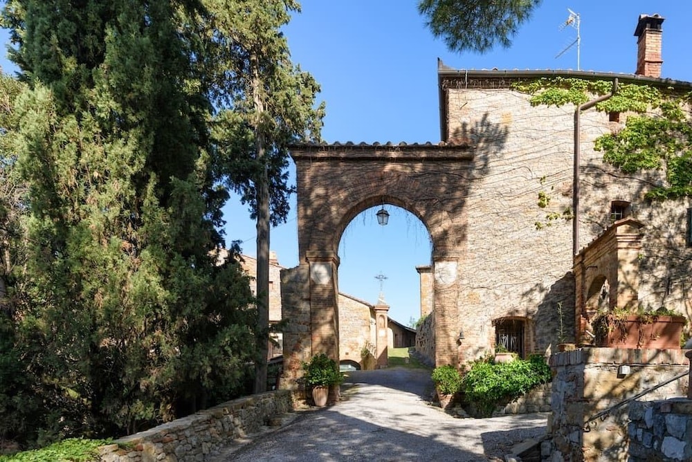 Castello Montelifrè