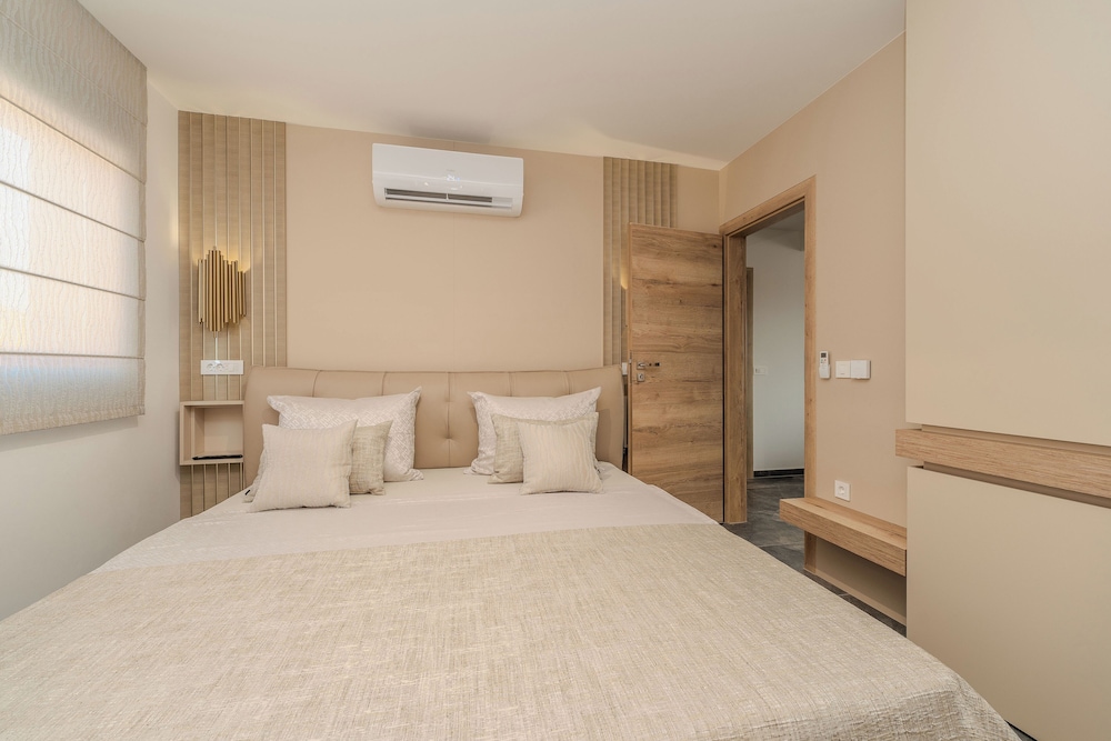 Penthouse Adela