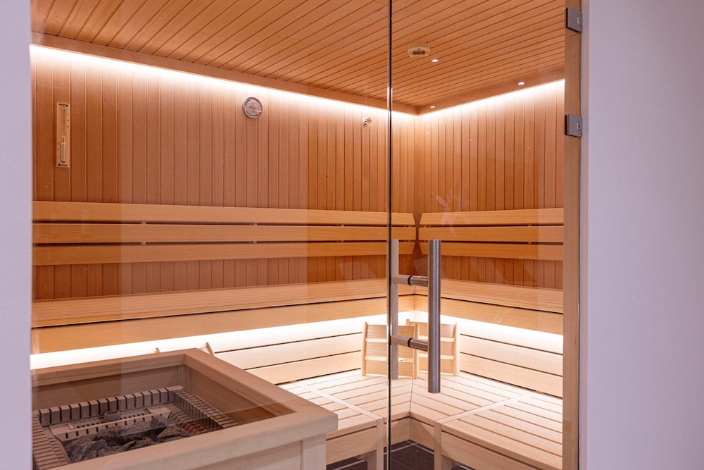 Studio Near the Slopes With Wellness Area