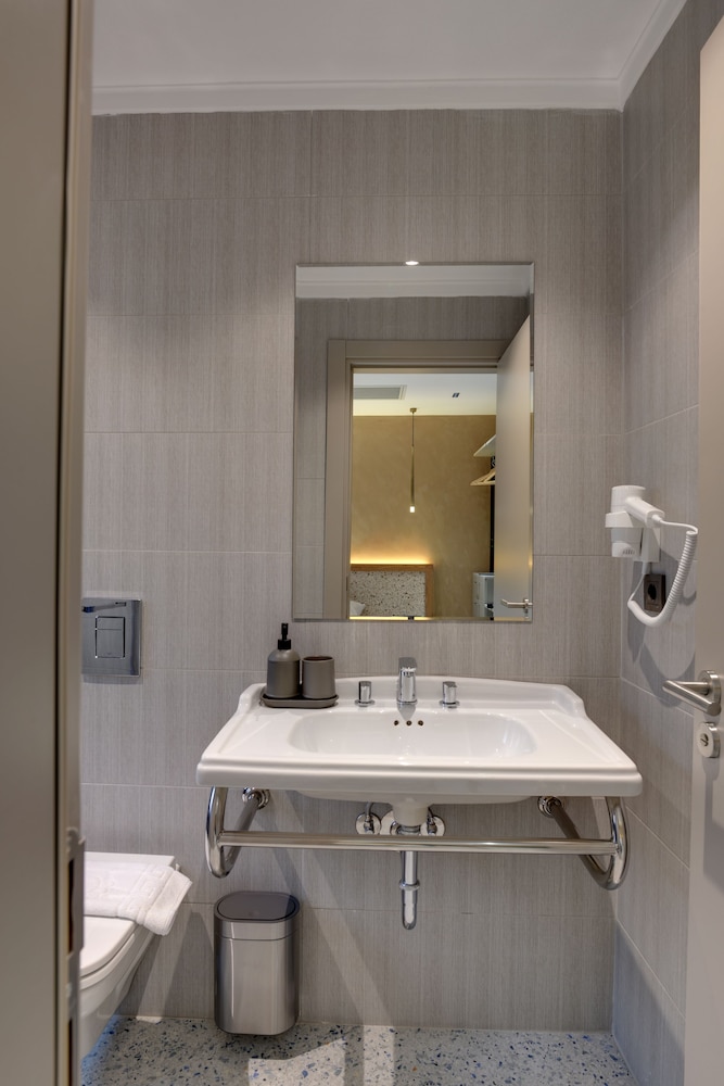 21 Rooms Hotel - Image 48