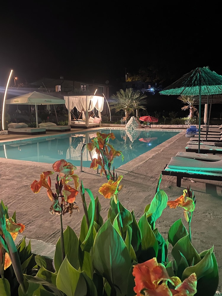 Yeşil Vadi Hotel