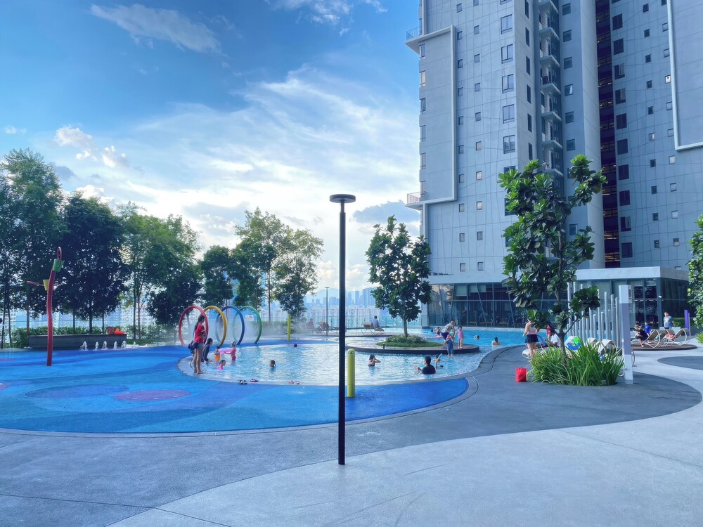 Nidoz Residences Luxury Apartments