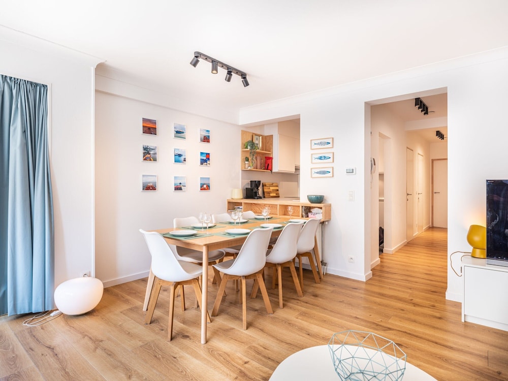 Apartment in Koksijde Near the Beach
