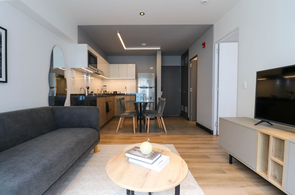 w Amazing 1BR w Perfect Balcony in San Isidro