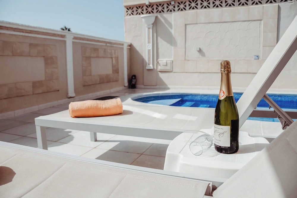Casa Bliss