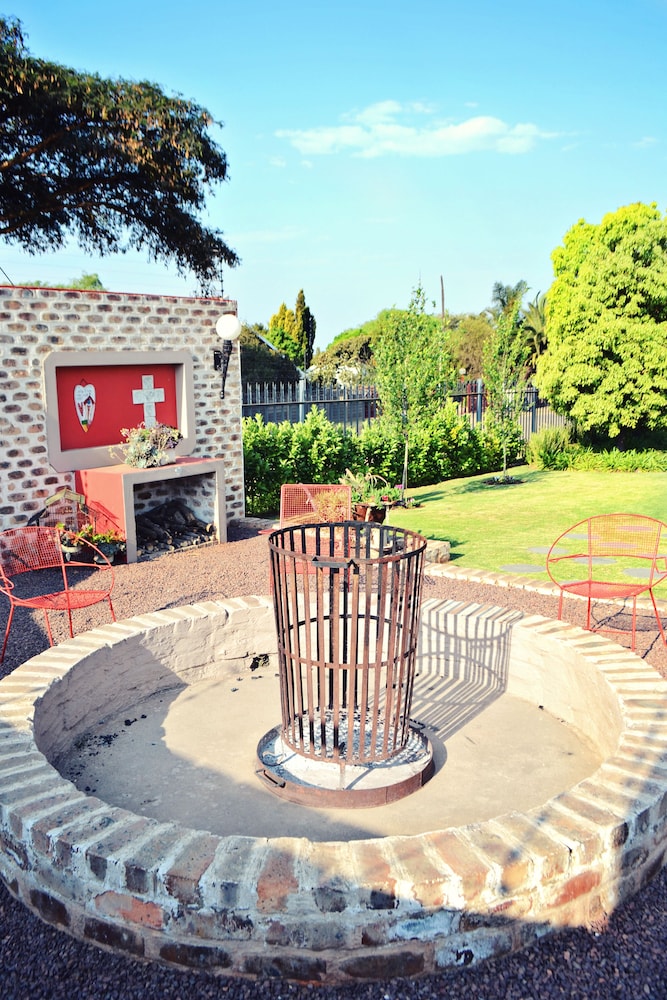 Bokmakierie Guest House