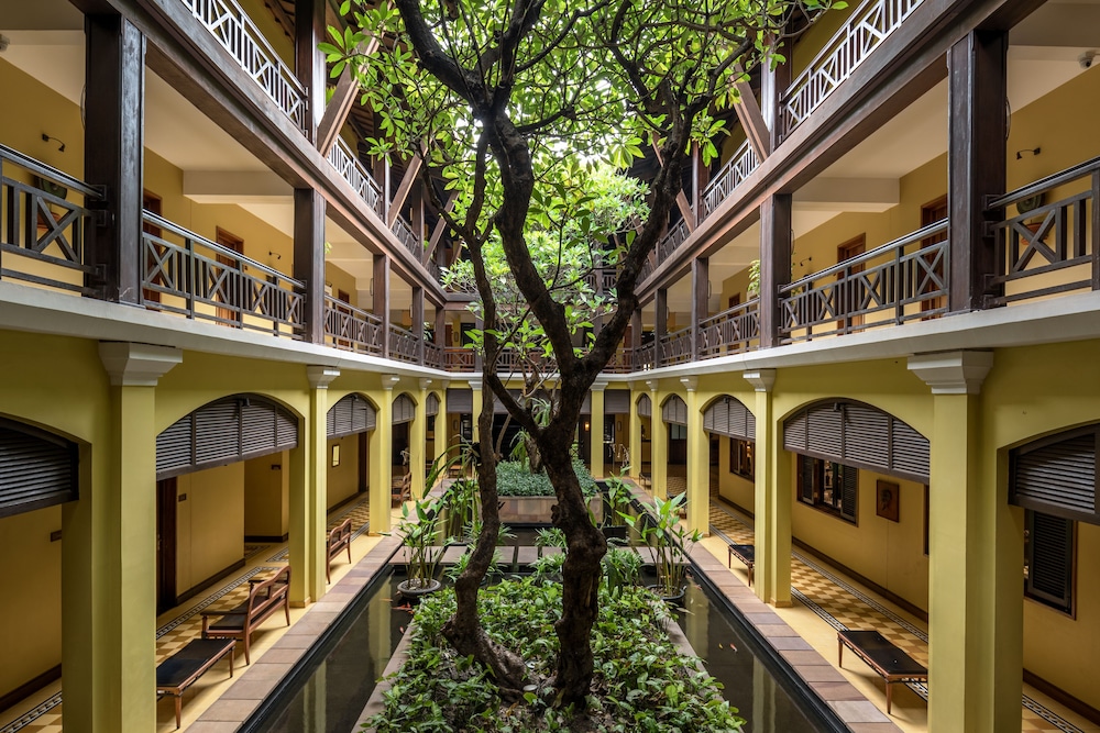 Victoria Angkor Resort & Spa