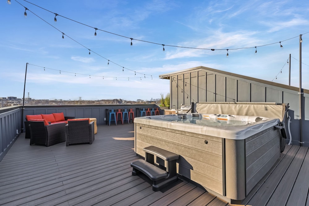 4 Rooftop Decks 4 Hot Tubs Game Rooms Sauna