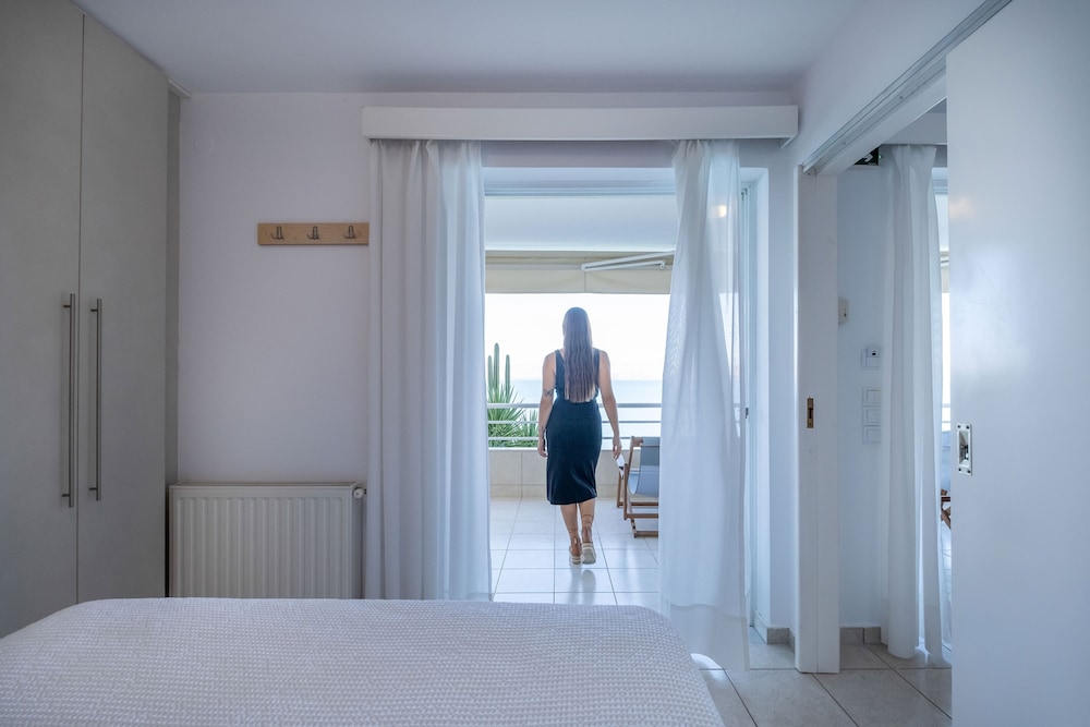 Meli Apartments & Villas