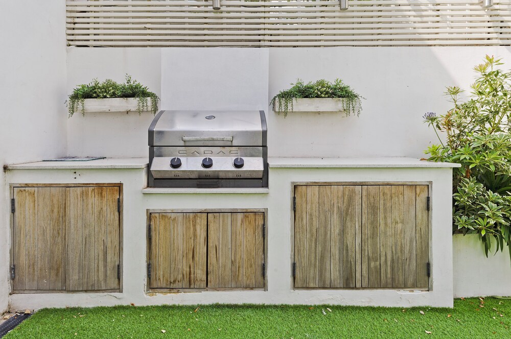 outdoor bbq area