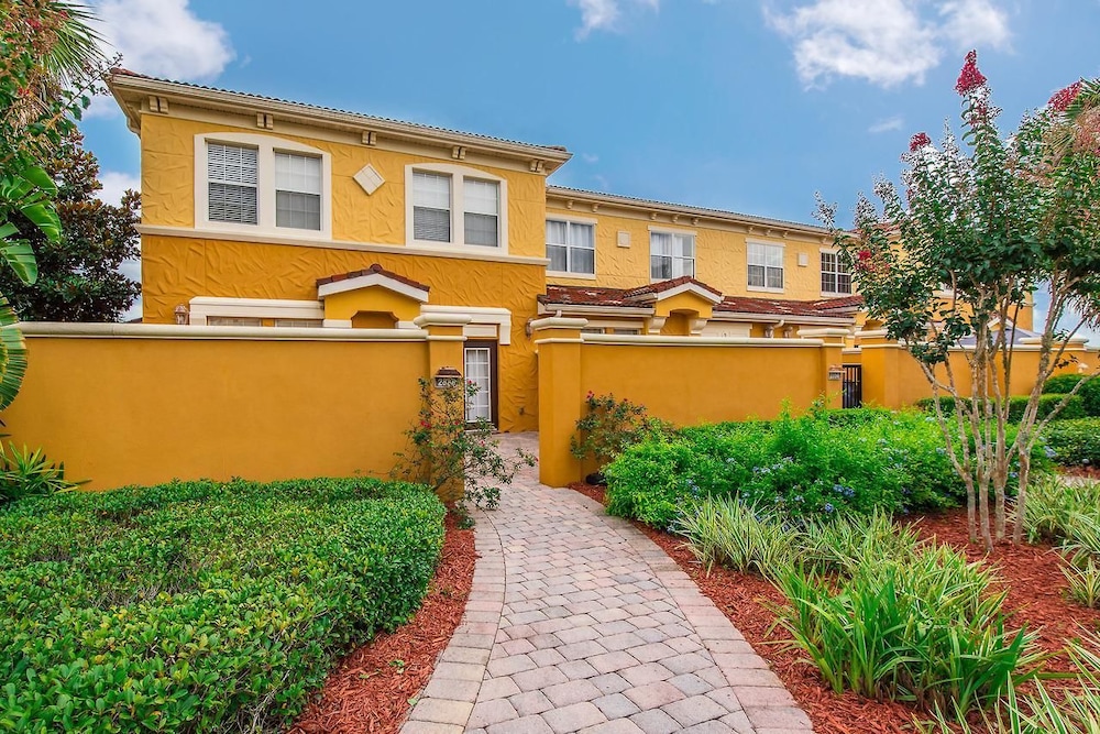 Davenport Homes in Waterstone by ADR - Image 1