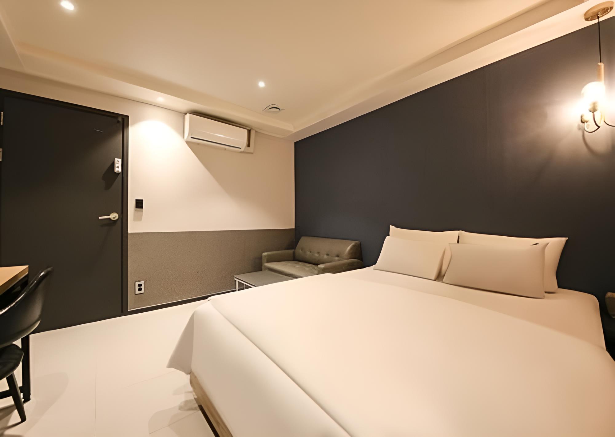 No.25 Hotel Ansan Branch view 2