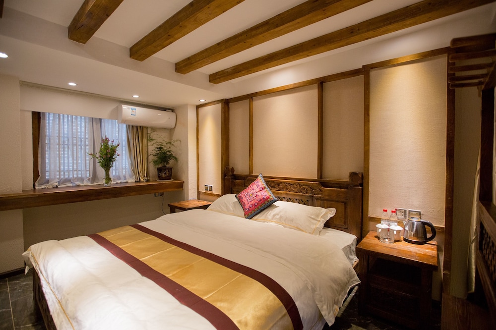 The Purplevine Inn Lijiang