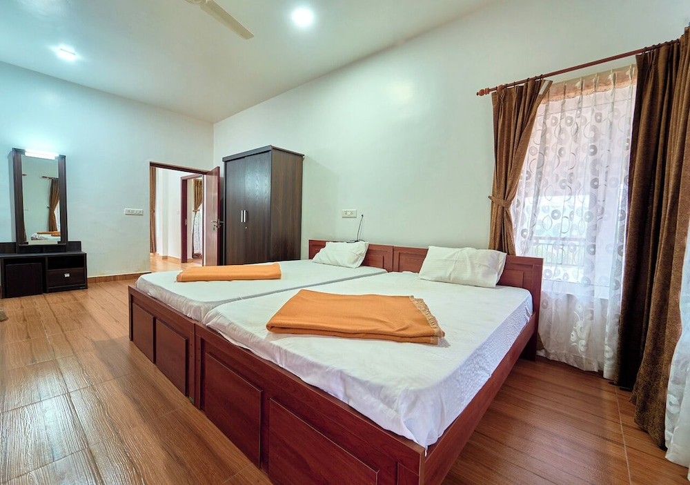 Priyas Villa Vagamon by VOYE HOMES