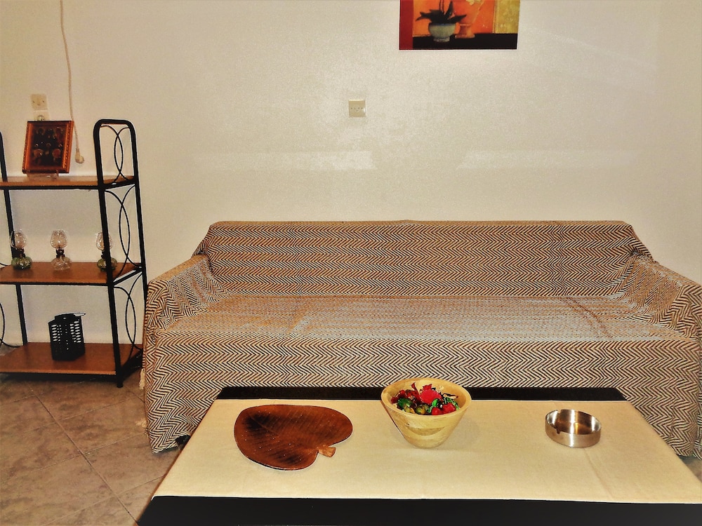Elena's House