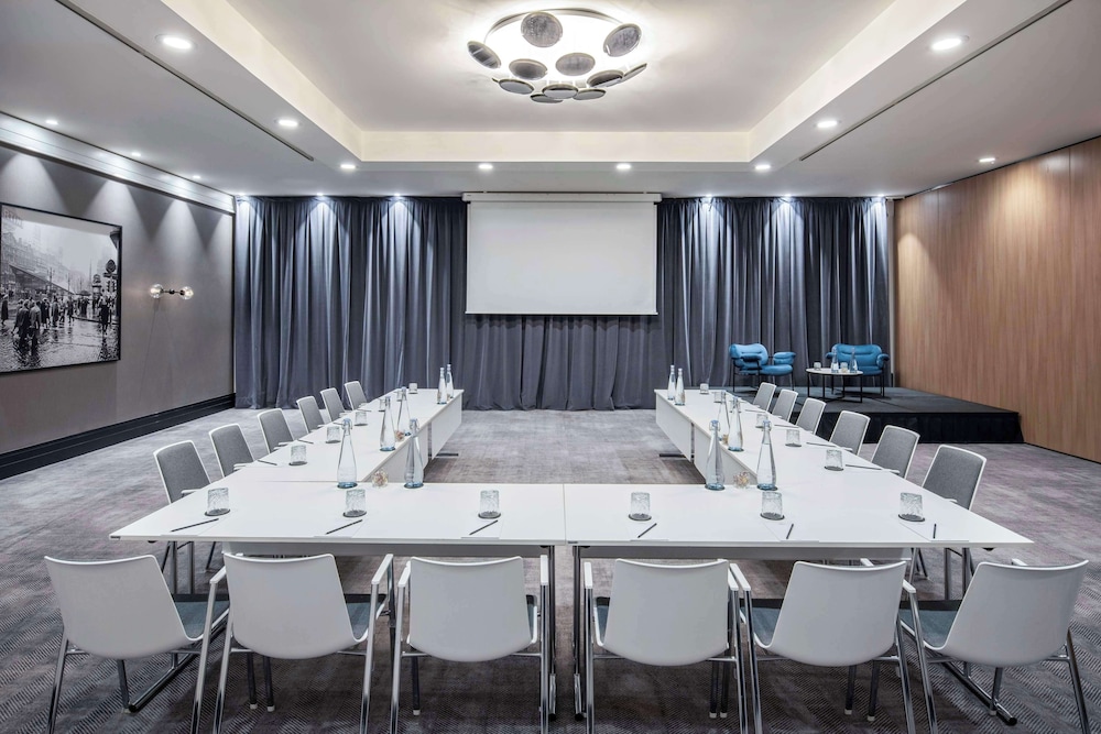 meeting & event spaces