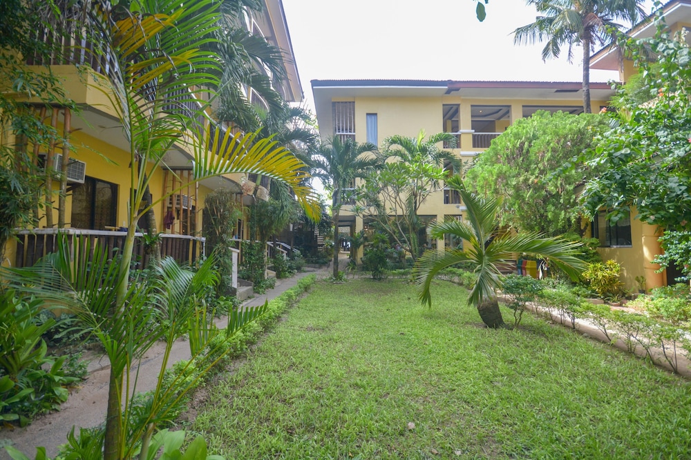 Bamboo Beach Resort