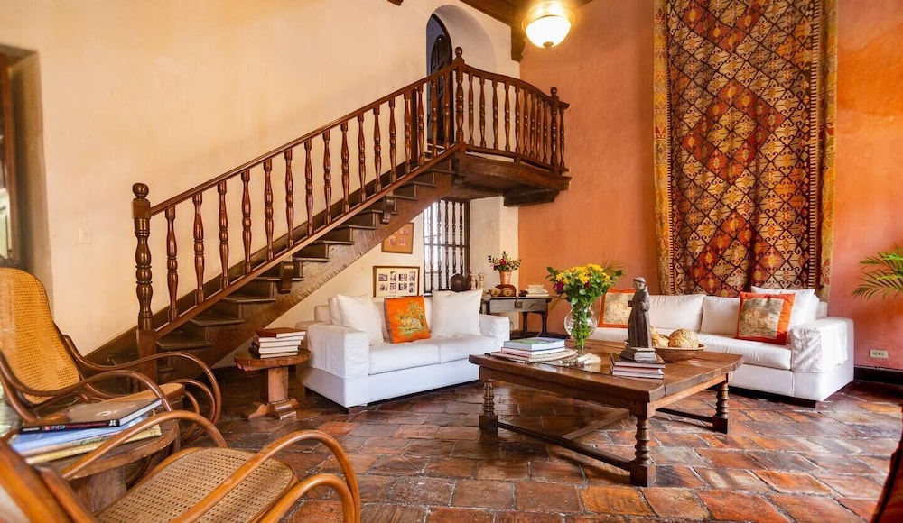 4cb4-1 Old Colonial House In the Historic Center With Pool Breakfast and Wifi