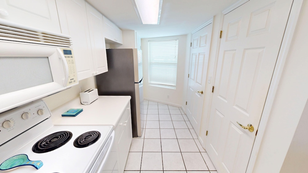 Seacrest 404 2 Bedroom Condo