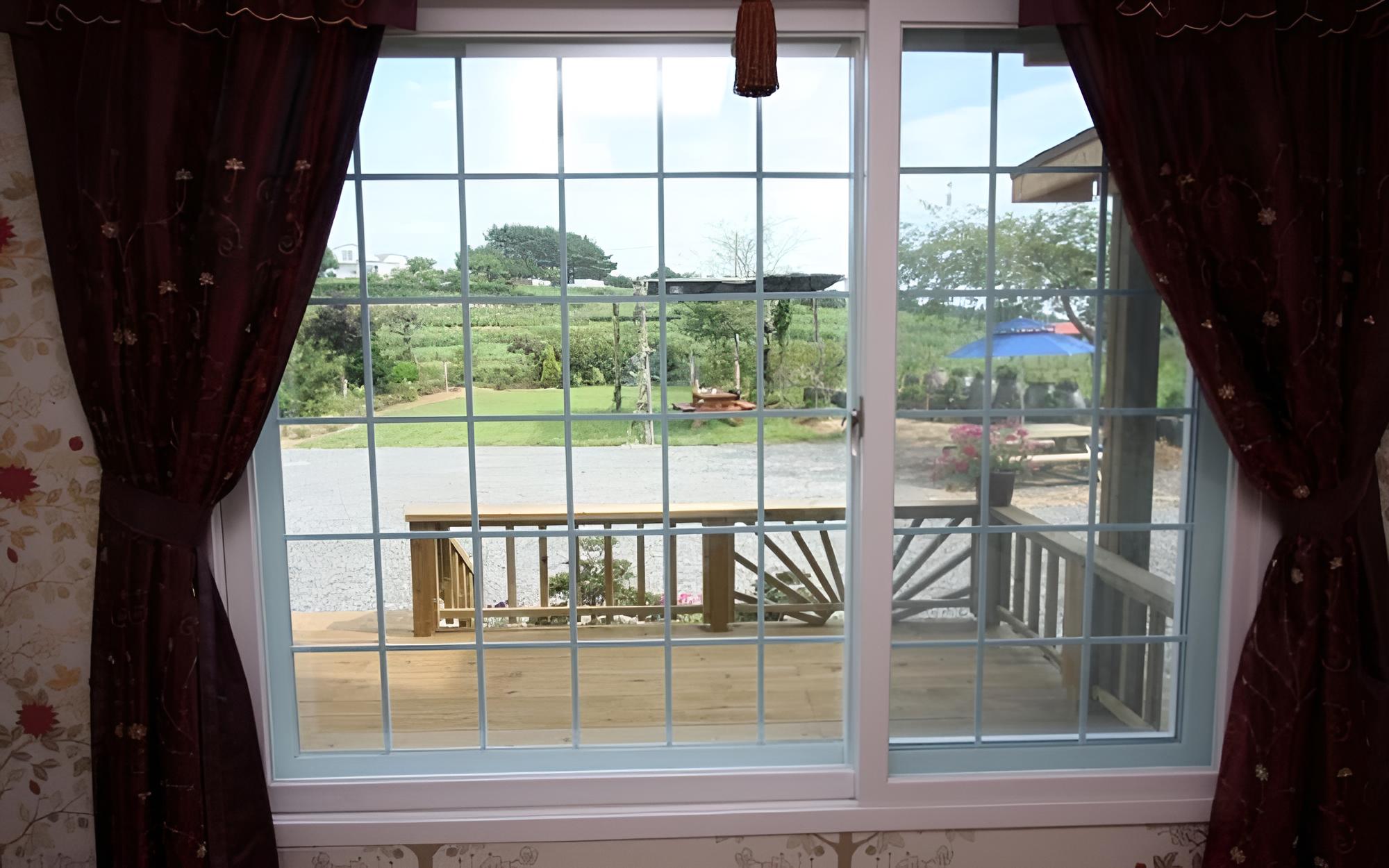 Taean Aloenara Pension view 3