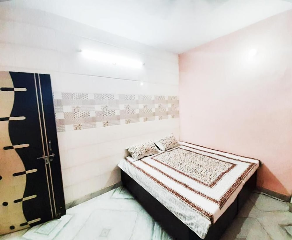 Aman Residency