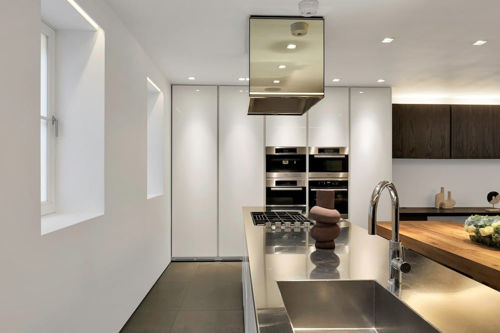 Paddington Luxury 3-bed Mews Private Cinema Gym