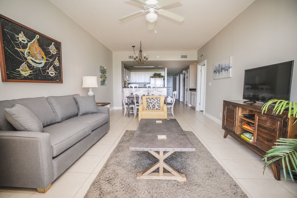 Calypso Beach Resort by Panhandle Getaways