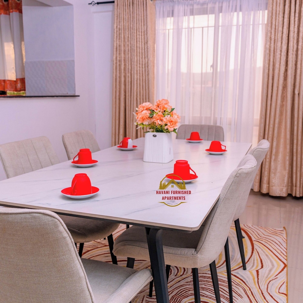 Havan Shawmut Suites