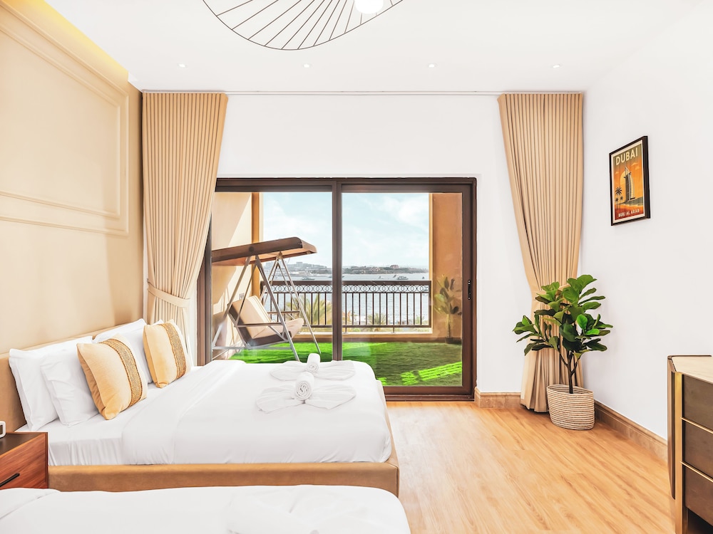 New Fairmont Residences by Propigo