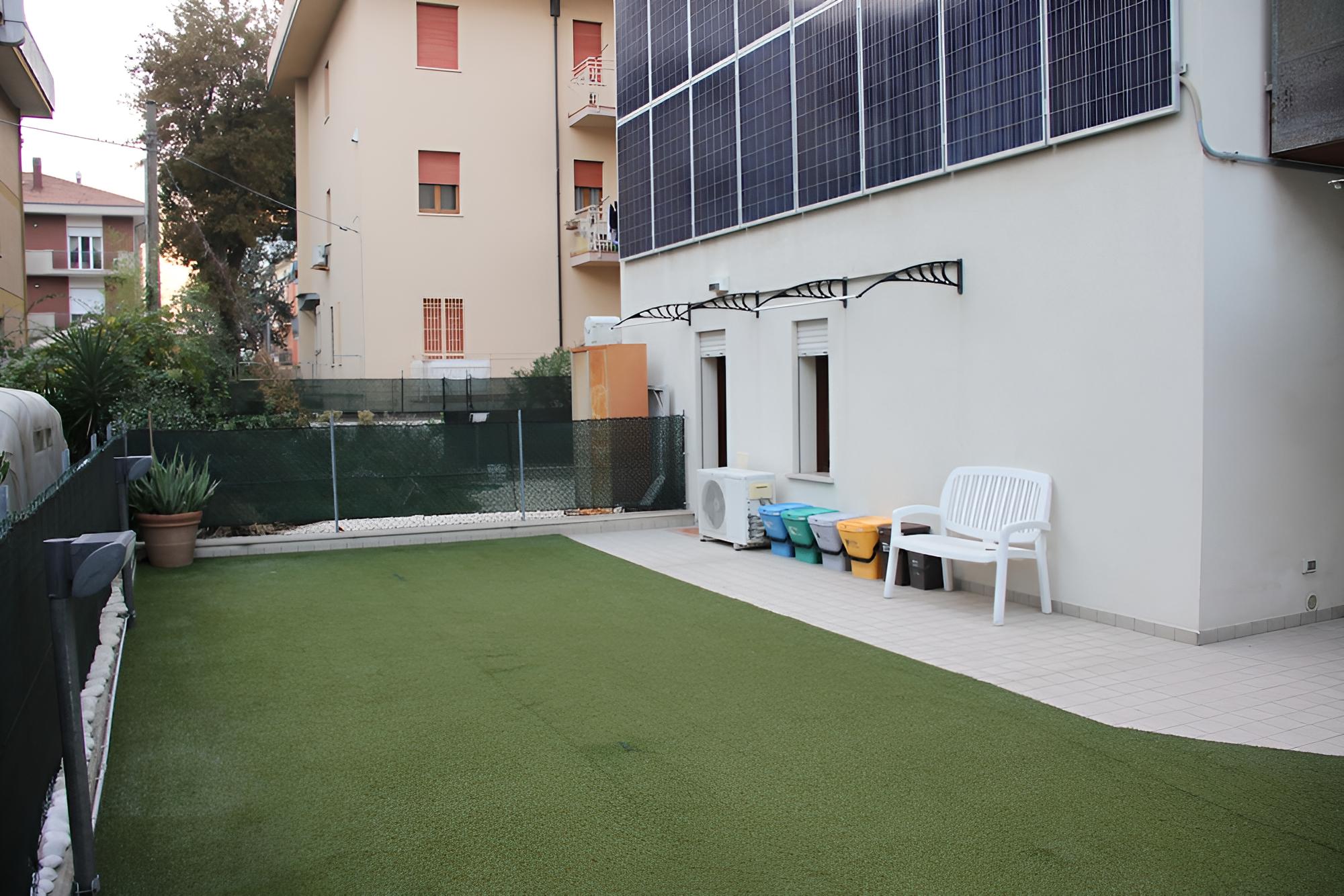 Frank s Garden in Rimini view 5