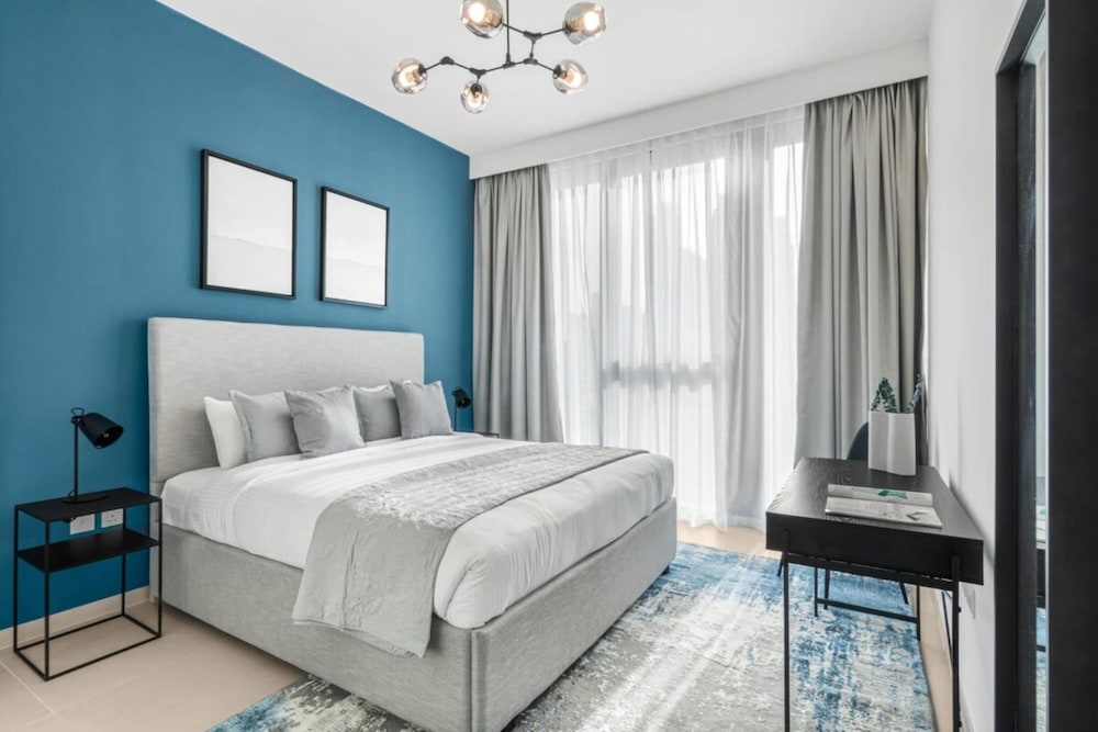 Silkhaus Modern in Downtown In Boulevard Heights