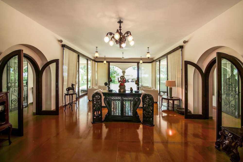 Amã Stays & Trails Villa Ishatva, Alibag