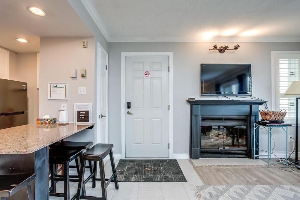 Mountainside Resort Condo at Blue