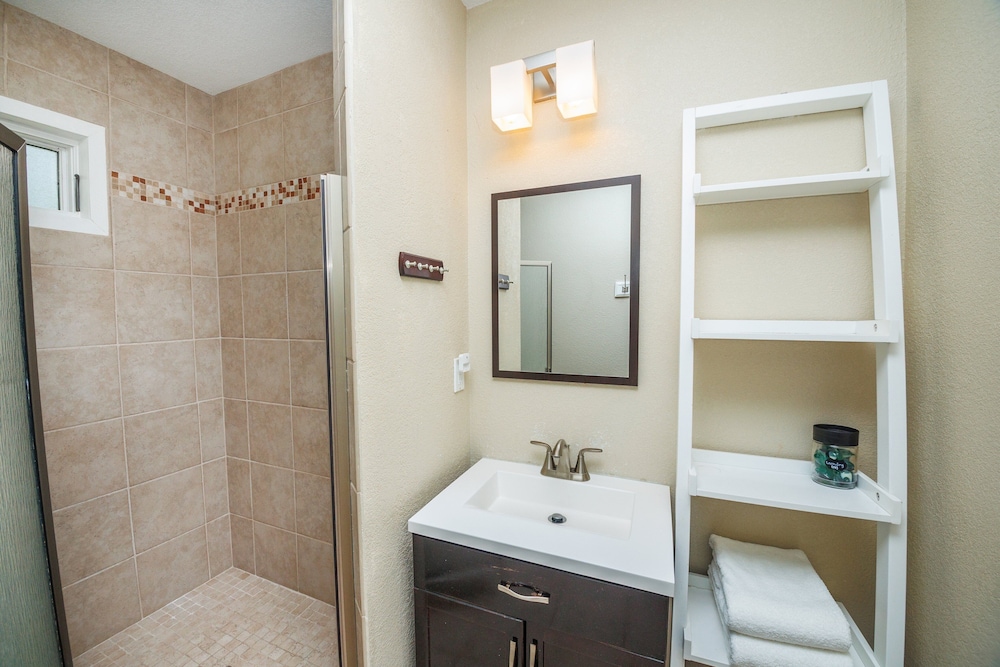 Tan Oak 15 4 Bedroom Home
