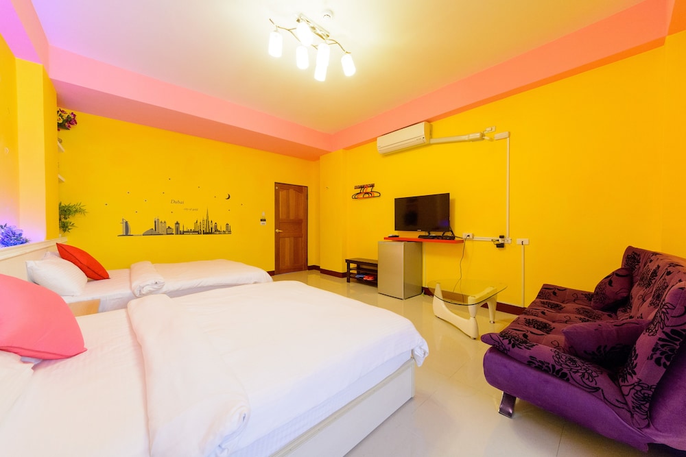 Shell Hotel
