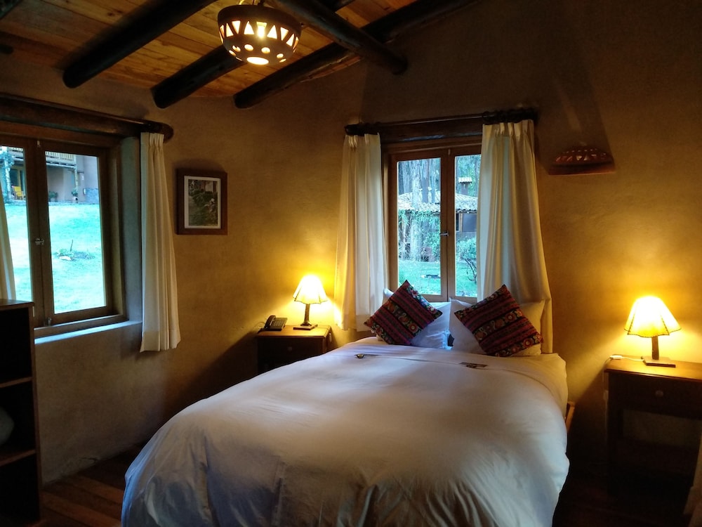 Sacred Dreams Lodge