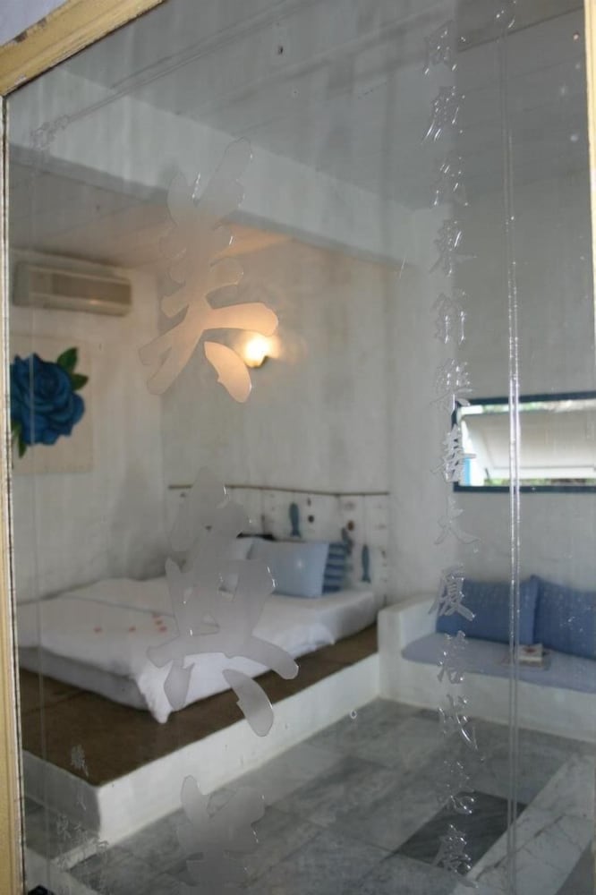 Hua Plee Lazy Beach
